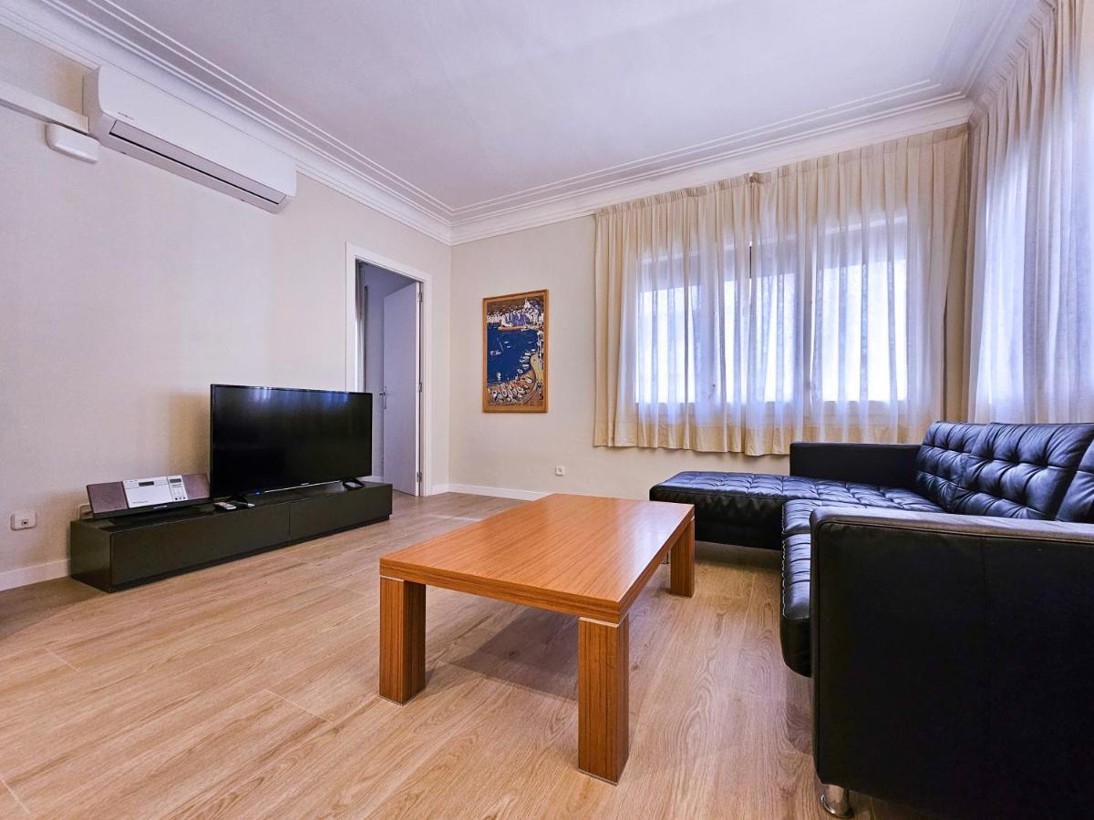 Classbedroom Park Gueell Apartment Barcelona Exterior foto
