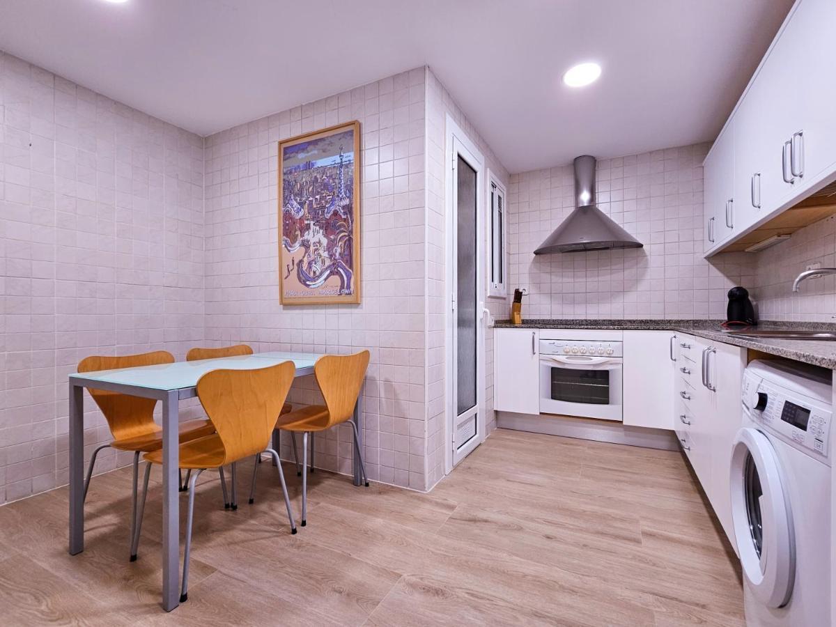 Classbedroom Park Gueell Apartment Barcelona Exterior foto