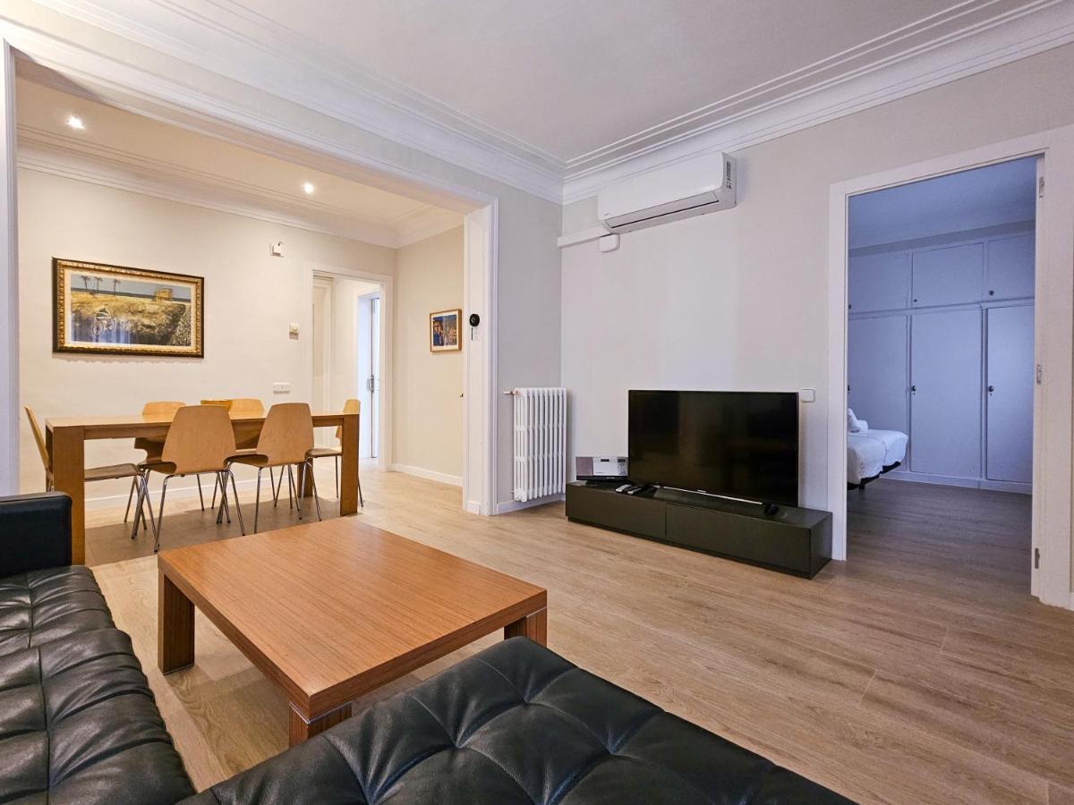 Classbedroom Park Gueell Apartment Barcelona Exterior foto